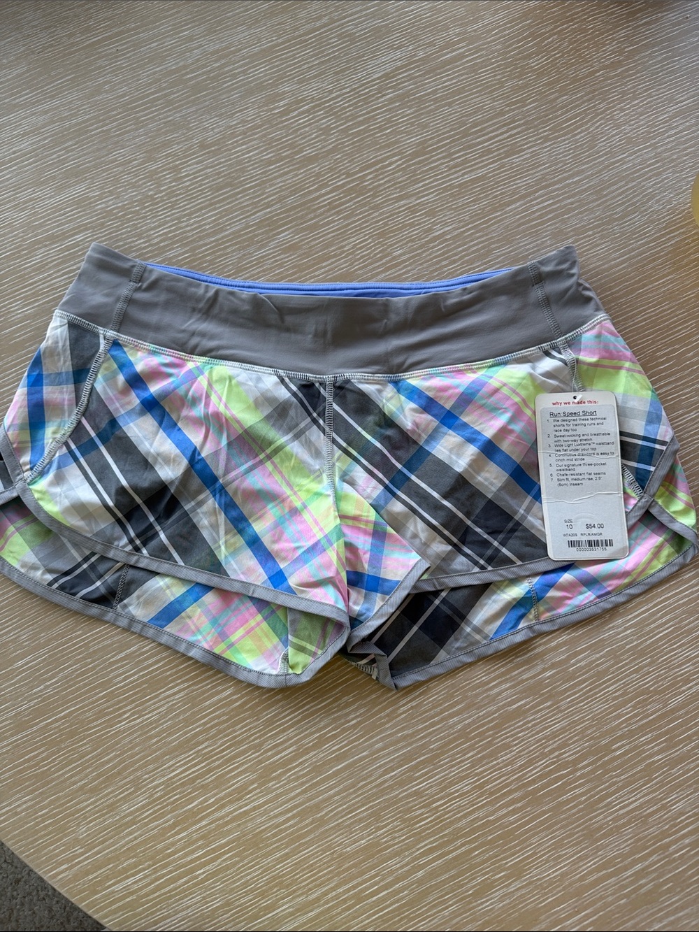 lululemon athletica Plaid Multicolor Athletic Running Shorts - Gray Waistband